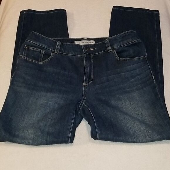 Chico's Denim - CHICO'S PLATINUM DENIM SZ 0.5 SHORT (6/SHORT)